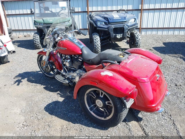Harley-Davidson Flrt Free Wheeler 2018 1HD1MCC16JB857684 Image 3