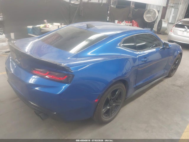 Chevrolet Camaro 2lt 2017 1G1FD1RS8H0102577 Image 4