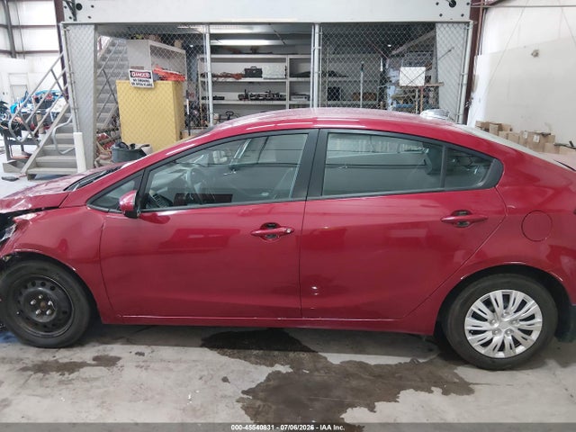 KIA FORTE LX 2016 KNAFK4A60G5458467 Image 15