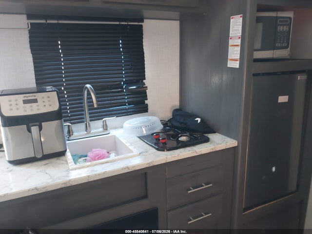 2022 Keystone Rv Aspen Trail მანქანა იყიდება აუქციონზე, vin: 4YDTATG15NJ924295, აუქციონის ნომერი: 45540841