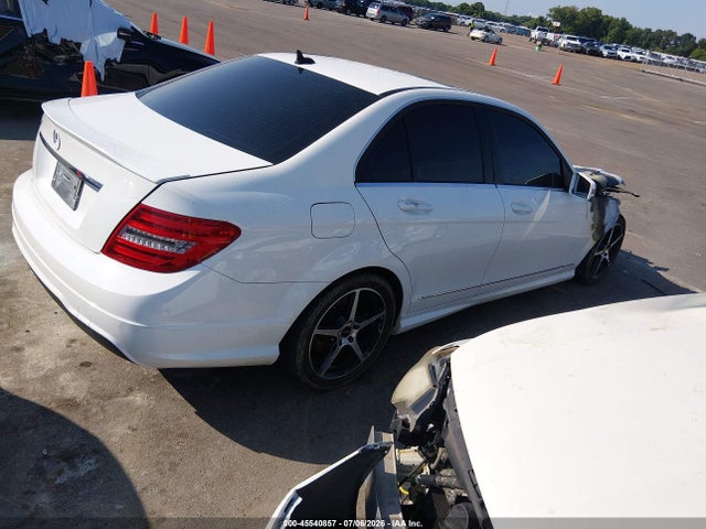 Продажа на аукционе авто 2014 Mercedes-benz C 250 Sport, vin: WDDGF4HB9EA951007, номер лота: 45540857