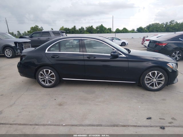 55SWF4JB3GU176728 Mercedes-Benz C 300