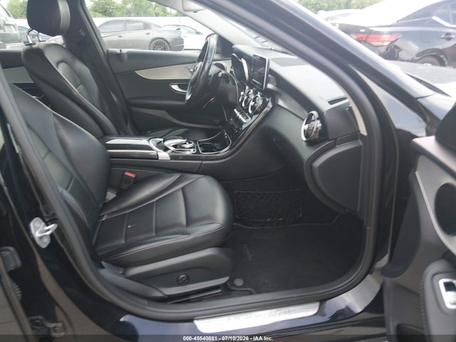 55SWF4JB3GU176728 Mercedes-Benz C 300