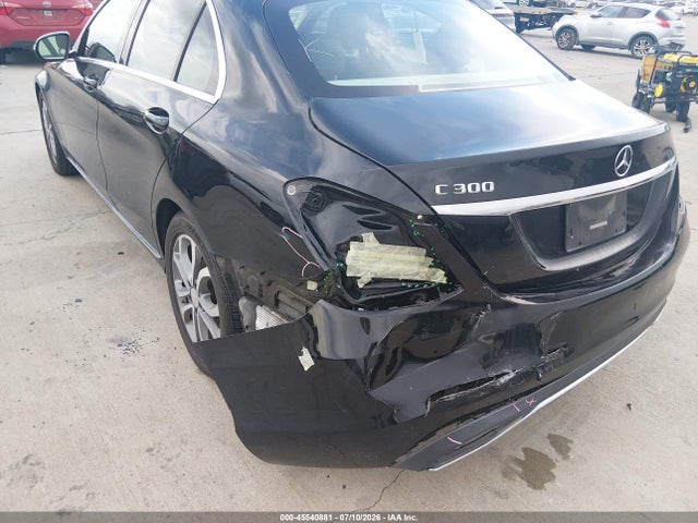 55SWF4JB3GU176728 Mercedes-Benz C 300