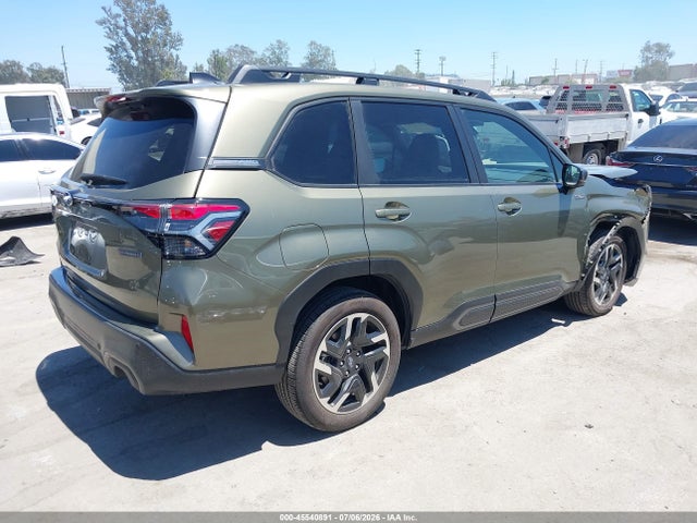 Subaru Forester Limited Hybrid 2025 JF2SLSRD5SH426211 Image 4