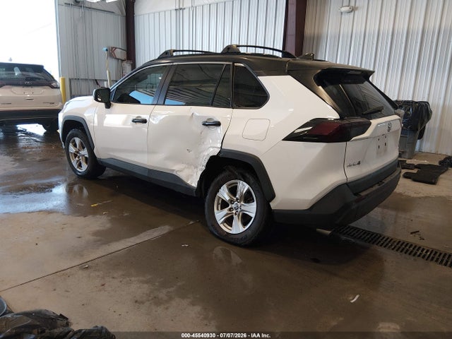 Toyota RAV4 LE 2021 2T3F1RFV2MC245948 Image 3
