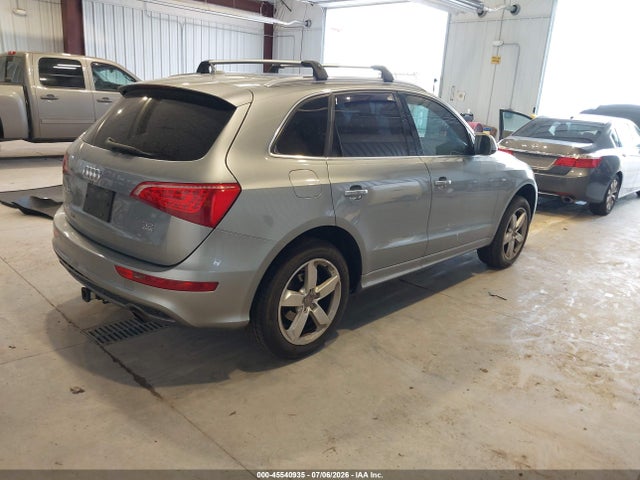 45540935 :رقم المزاد ، WA1DKAFP6BA001330 vin ، 2011 Audi Q5 3.2 Premium Plus مزاد بيع