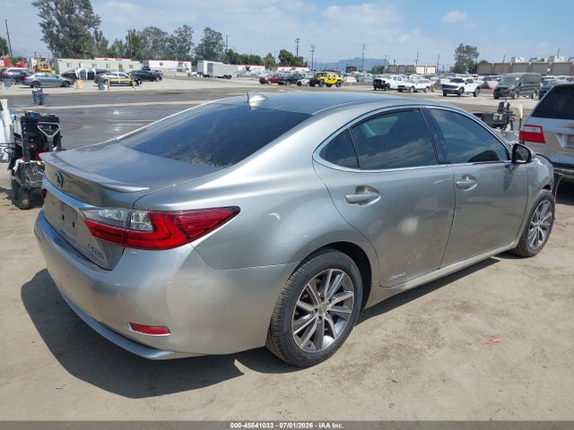 JTHBW1GG7G2104885 Lexus ES 300H