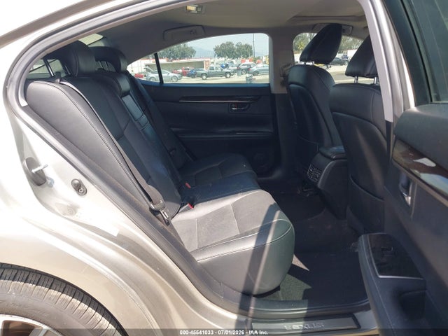 JTHBW1GG7G2104885 Lexus ES 300H