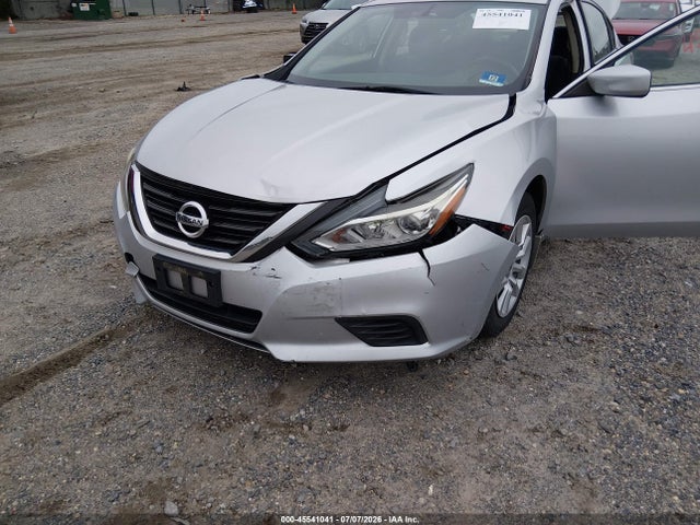 Продаж на аукціоні авто 2018 Nissan Altima 2.5 S, vin: 1N4AL3AP4JC225553, номер лоту: 45541041