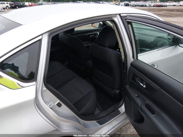 Продаж на аукціоні авто 2018 Nissan Altima 2.5 S, vin: 1N4AL3AP4JC225553, номер лоту: 45541041