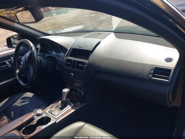 45541047 :رقم المزاد ، WDDGF8BB8AR131576 vin ، 2010 Mercedes-benz C 300 Sport 4matic مزاد بيع