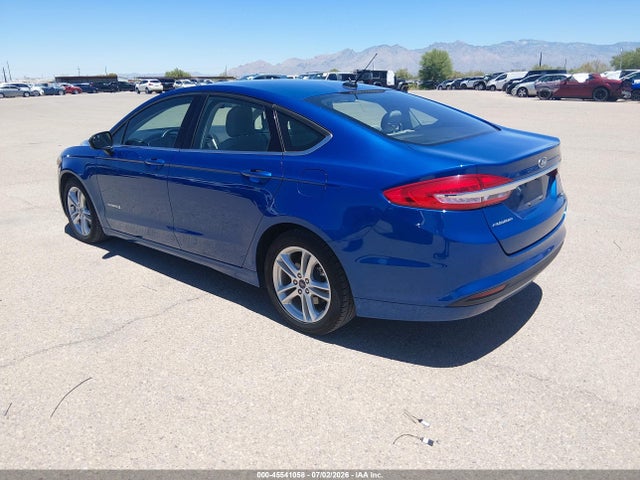 3FA6P0UU1JR122070 Ford Fusion Hybrid S