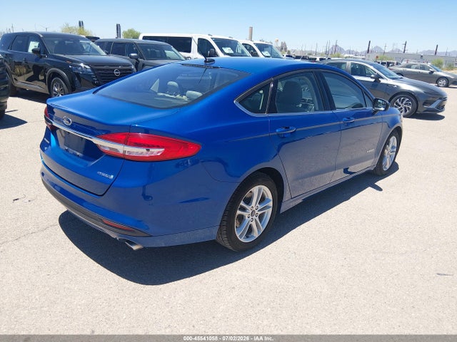 3FA6P0UU1JR122070 Ford Fusion Hybrid S