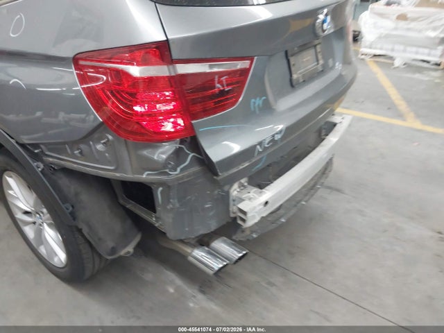 5UXWZ7C3XH0X39840 BMW X3 Sdrive28i