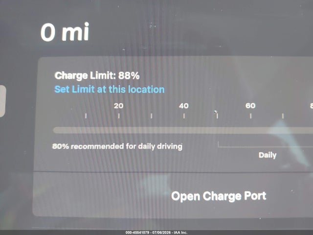 Продаж на аукціоні авто 2023 Tesla Model Y Awd/long Range Dual Motor All-wheel Drive, vin: 7SAYGDEE1PA183186, номер лоту: 45541079