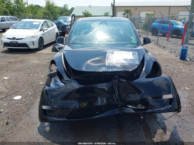 Продаж на аукціоні авто 2023 Tesla Model Y Awd/long Range Dual Motor All-wheel Drive, vin: 7SAYGDEE1PA183186, номер лоту: 45541079