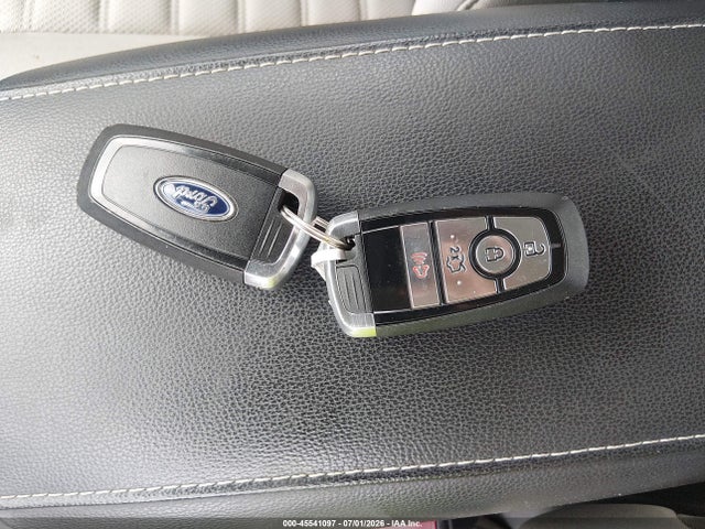 3FA6P0UU6JR122307 Ford Fusion Hybrid S