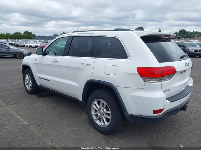 Jeep Grand Cherokee Laredo E 4x4 2018 1C4RJFAGXJC452587 Image 3