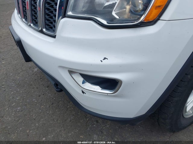 Jeep Grand Cherokee Laredo E 4x4 2018 1C4RJFAGXJC452587 Image 6