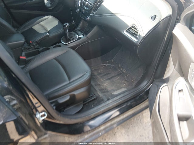 1G1BG5SE8J7180873 Chevrolet Cruze Lt Manual