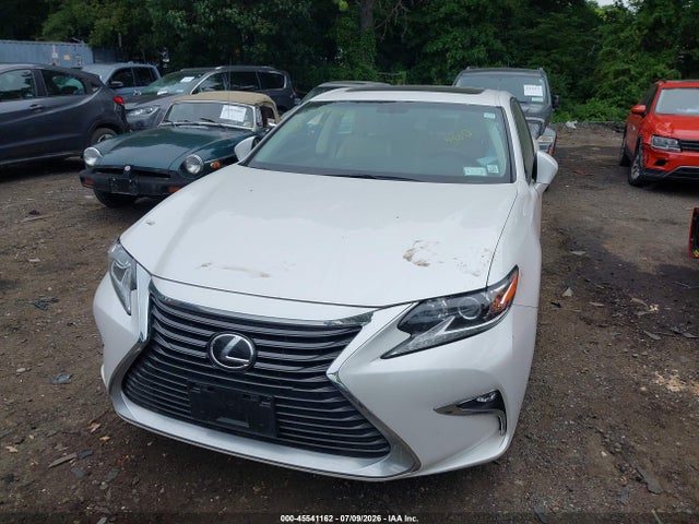 45541162 :رقم المزاد ، 58ABK1GG5GU026371 vin ، 2016 Lexus Es 350 مزاد بيع