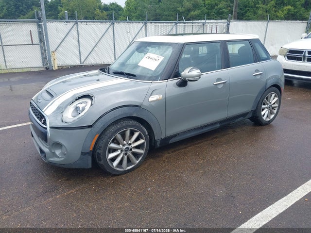 45541167 :رقم المزاد ، WMWXU3C56G2D28002 vin ، 2016 Mini Hardtop Cooper S مزاد بيع