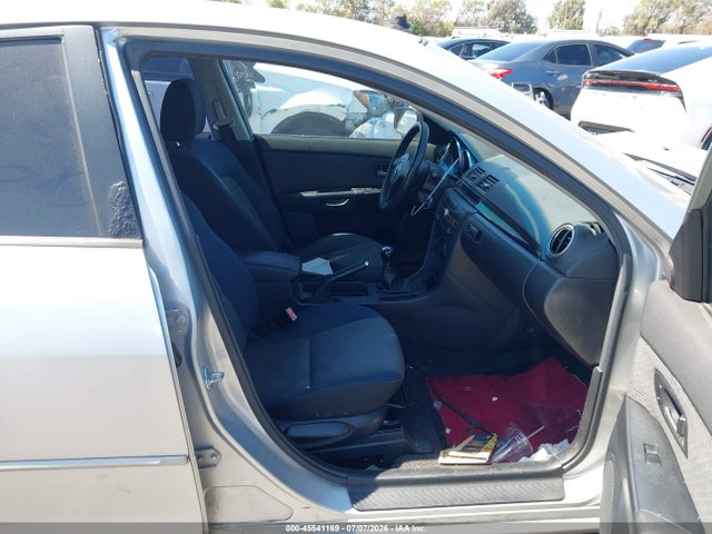45541169 :رقم المزاد ، JM1BK12F851254289 vin ، 2005 Mazda Mazda3 I مزاد بيع