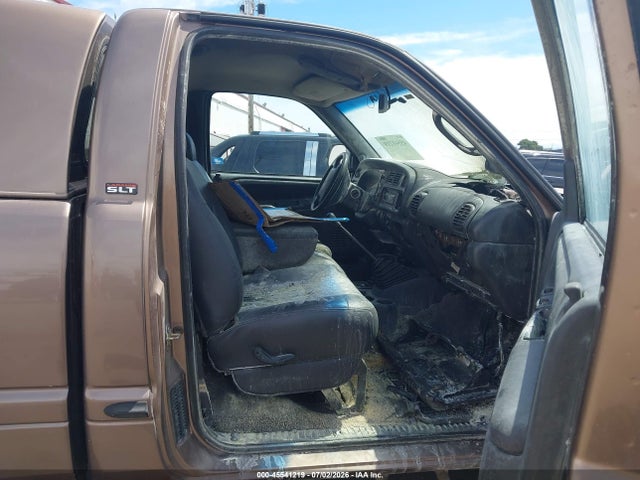 45541219 :رقم المزاد ، 3B7KF26621M505356 vin ، 2001 Dodge Ram 2500 St مزاد بيع