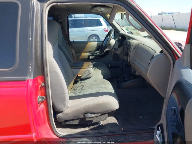 Продаж на аукціоні авто 2001 Mazda B3000 Ds/se, vin: 4F4YR16U61TM15842, номер лоту: 45541225