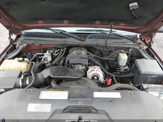 2000 Chevrolet Suburban K1500 მანქანა იყიდება აუქციონზე, vin: 3GNFK16T0YG200385, აუქციონის ნომერი: 45541233