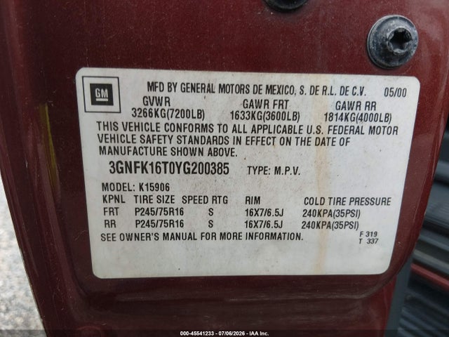 2000 Chevrolet Suburban K1500 მანქანა იყიდება აუქციონზე, vin: 3GNFK16T0YG200385, აუქციონის ნომერი: 45541233