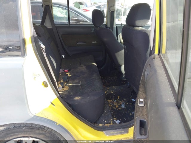 45541249 :رقم المزاد ، JTLKT324054016995 vin ، 2005 Scion Xb مزاد بيع