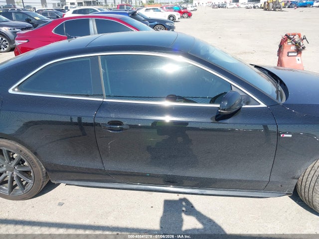 2015 Audi A5 2.0t Premium მანქანა იყიდება აუქციონზე, vin: WAUMFAFR5FA050050, აუქციონის ნომერი: 45541279