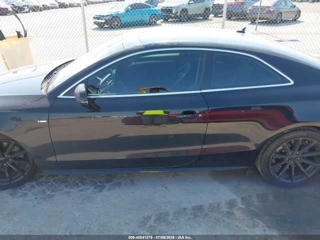 2015 Audi A5 2.0t Premium მანქანა იყიდება აუქციონზე, vin: WAUMFAFR5FA050050, აუქციონის ნომერი: 45541279