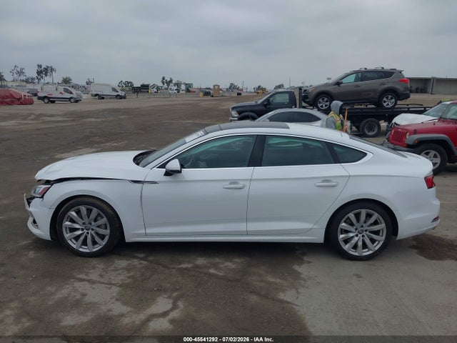 Audi A5 2.0t Premium 2018 WAUBNCF59JA132665 Image 14