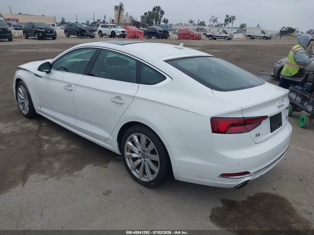 Audi A5 2.0t Premium 2018 WAUBNCF59JA132665 Image 3