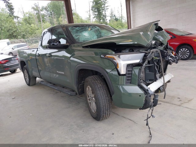 Toyota Tundra Sr5 2022 5TFLA5GD5NX001322 main image