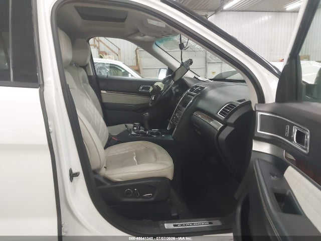 Продажа на аукционе авто 2016 Ford Explorer Platinum, vin: 1FM5K8HT6GGC86947, номер лота: 45541340