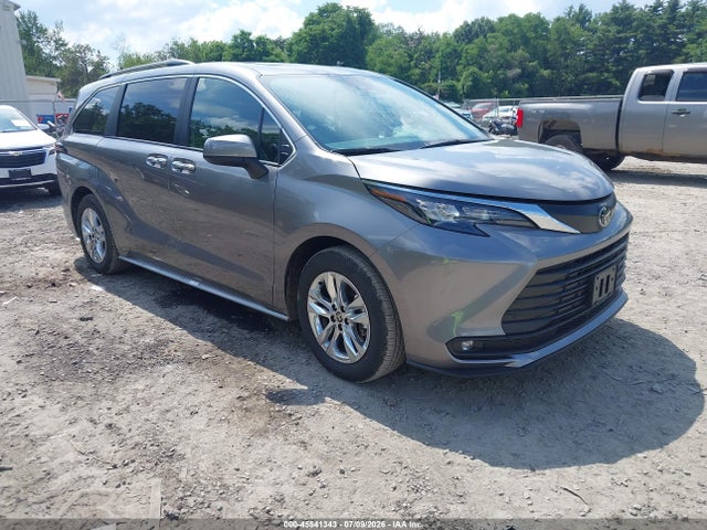 2026 Toyota Sienna Xle მანქანა იყიდება აუქციონზე, vin: 5TDYSKFC3TS244396, აუქციონის ნომერი: 45541343
