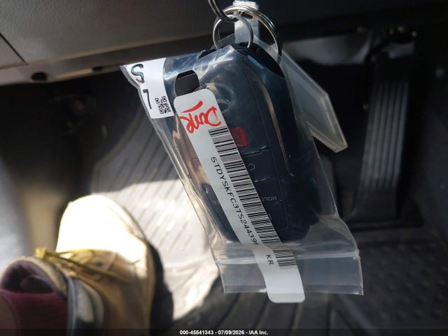 2026 Toyota Sienna Xle მანქანა იყიდება აუქციონზე, vin: 5TDYSKFC3TS244396, აუქციონის ნომერი: 45541343