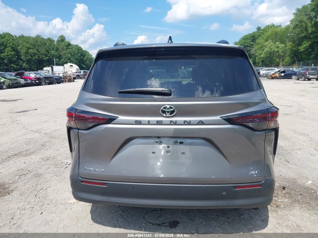 2026 Toyota Sienna Xle მანქანა იყიდება აუქციონზე, vin: 5TDYSKFC3TS244396, აუქციონის ნომერი: 45541343