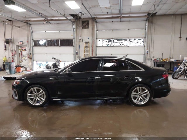 Aukcja sprzedaży 2024 Audi A4 Premium Plus 45 Tfsi S Line Quattro S Tronic, vin: WAUEAAF42RN010173, numer aukcji: 45541344