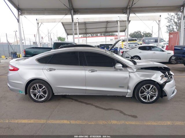 Ford Fusion Energi Titanium 2015 3FA6P0SU1FR245278 Image 16