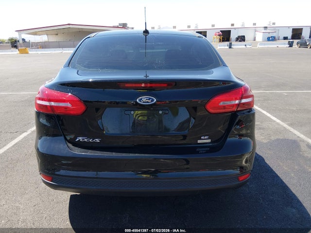 Ford FOCUS SE 2018 1FADP3FE0JL241192 Image 16