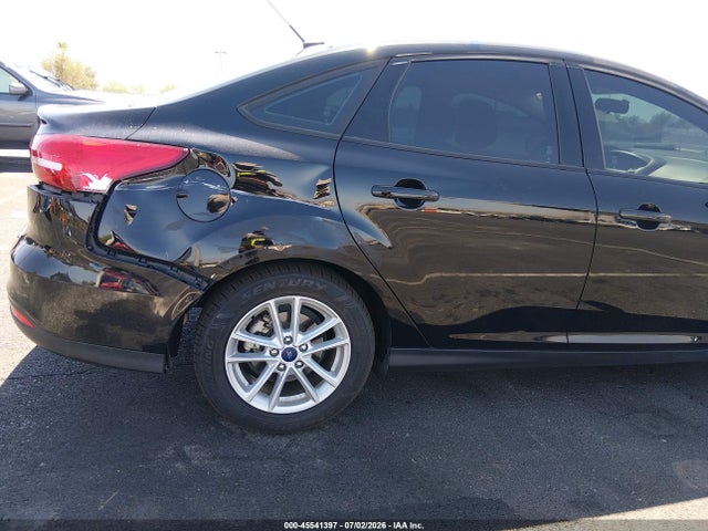 Ford FOCUS SE 2018 1FADP3FE0JL241192 Image 6