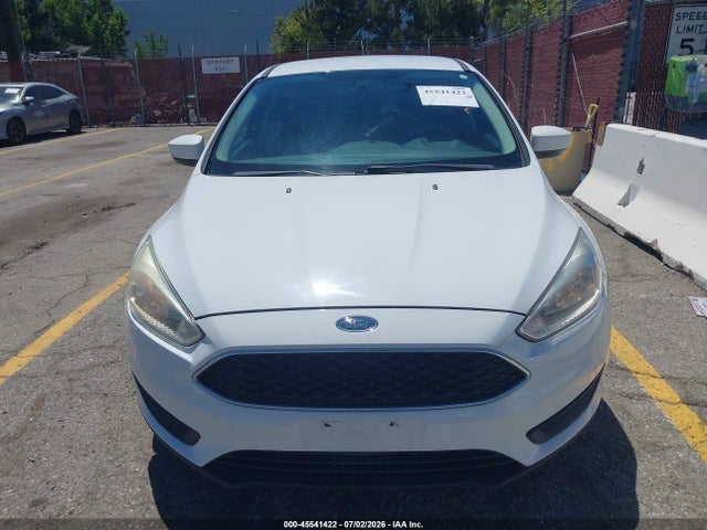 Ford FOCUS SE 2018 1FADP3K25JL328968 Image 6