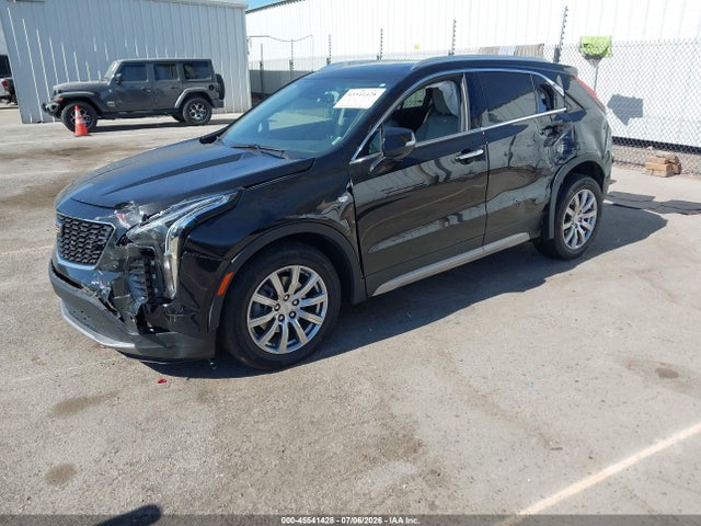 45541428 :رقم المزاد ، 1GYFZDR40NF127200 vin ، 2022 Cadillac Xt4 Awd Premium Luxury مزاد بيع