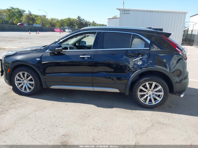 45541428 :رقم المزاد ، 1GYFZDR40NF127200 vin ، 2022 Cadillac Xt4 Awd Premium Luxury مزاد بيع