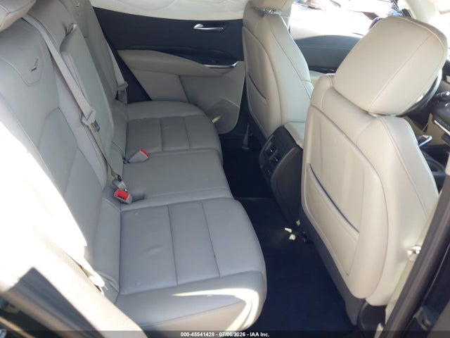 45541428 :رقم المزاد ، 1GYFZDR40NF127200 vin ، 2022 Cadillac Xt4 Awd Premium Luxury مزاد بيع